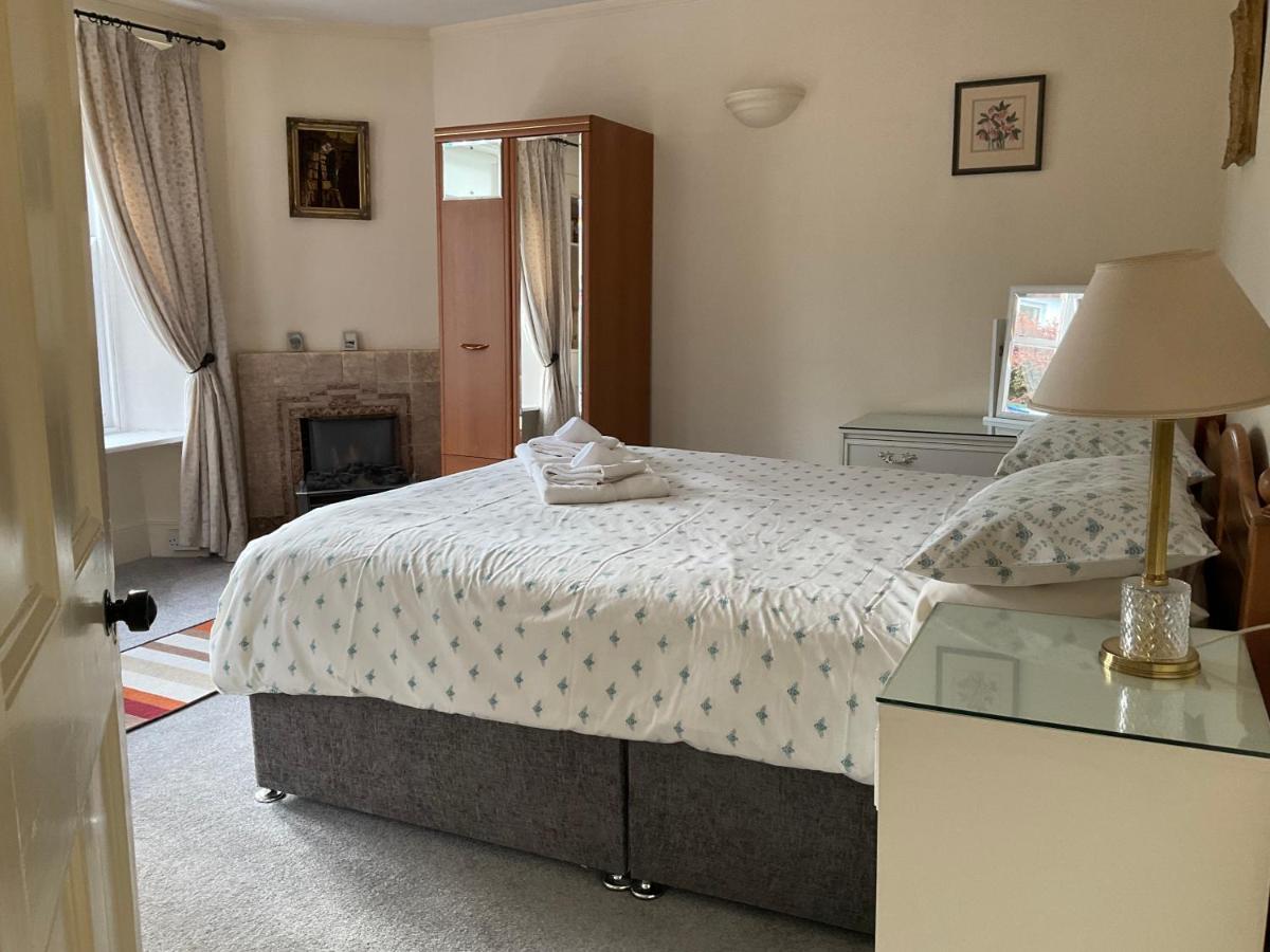 Three-Bedroom Old Cottage Free Parking Inverness Zewnętrze zdjęcie