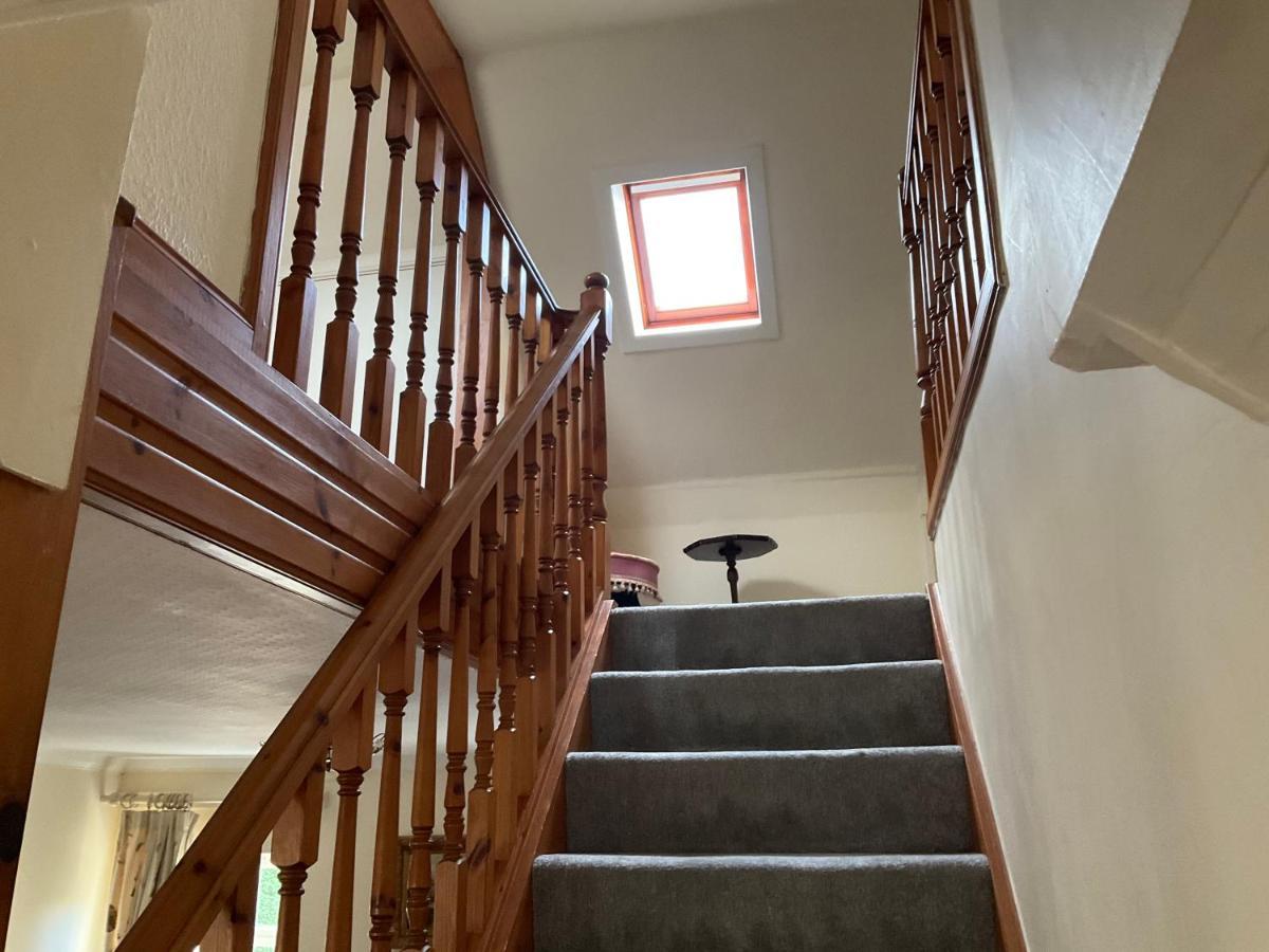 Three-Bedroom Old Cottage Free Parking Inverness Zewnętrze zdjęcie