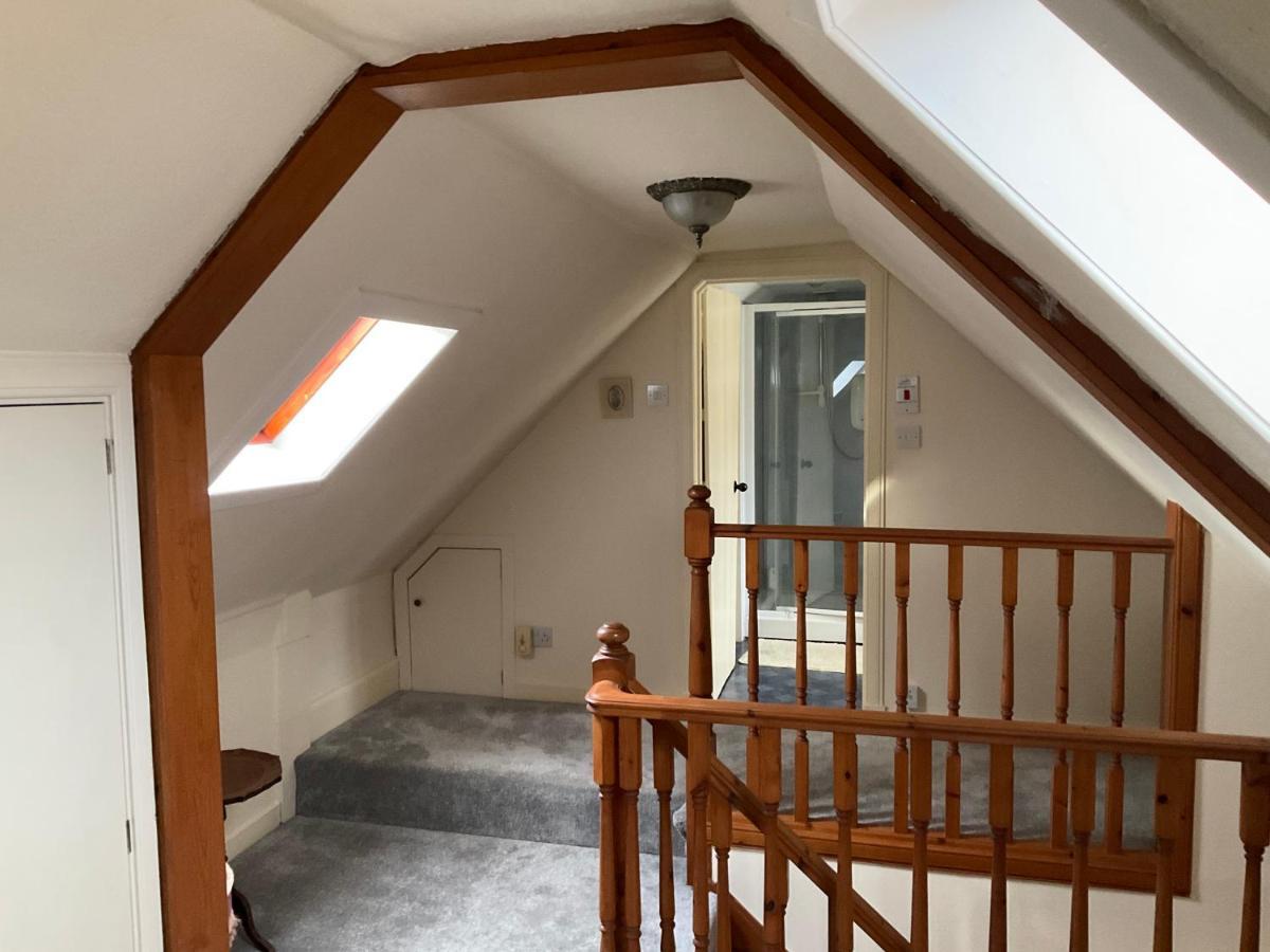 Three-Bedroom Old Cottage Free Parking Inverness Zewnętrze zdjęcie